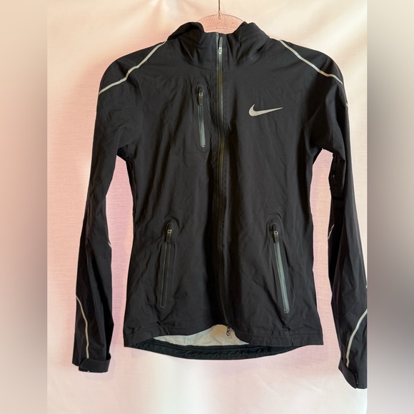 Nike Jackets & Blazers - Nike Windbreaker Jacket Black. Size XS